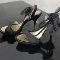 پوتین کیف صندل لباس|لباس|هشتگرد, شهرک راه آهن|دیوار