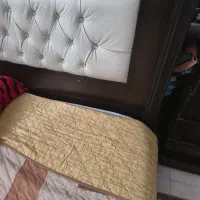 تخت دو نفره همراه دراور اینه با تشک ۵ تومن|تخت و سرویس خواب|ری, علایین|دیوار