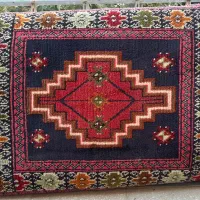 فرش و پشتی دسته دو|فرش|سمنان, |دیوار