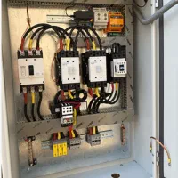 مونتاژ کار تابلو برق صنعتی