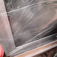 تلویزیون۲۲ سامسونگ پلانونقره ای تمیز