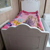 تخت کودک و نوجوان