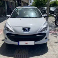 پژو ۲۰۷ پاناروما مدل ۱۴۰۴