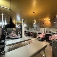 اجاره سالن زیبایی بر۲۰بیست متری خمینی|اجارهٔ مغازه و غرفه|اسلام‌شهر, شهرک مفیدی|دیوار