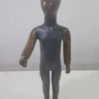 مانکن بچگانه