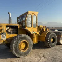 لودر کاترپیلار ۹۵۰