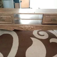 میز تلویزیون در حد نو