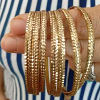 النگو 6هست درحد نو هست سالم بدون رنگ رفتگی سایز3