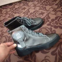 نیم بوت|کیف، کفش، کمربند|بروجرد, |دیوار