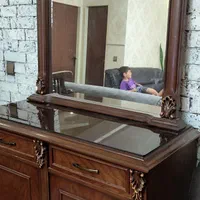 آینه وکنسول ساخت سفارشی بسیار تمیز|بوفه، ویترین، کنسول|تهران, صد دستگاه|دیوار