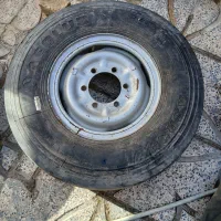 دو عدد رینگ و لاستیک عقب نیسان|قطعات یدکی و لوازم جانبی|ماهدشت, |دیوار