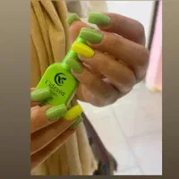 آموزش کاشت ناخن