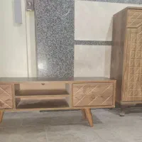 میز تلویزیون و جاکفشی