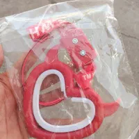 قلب شاخدار قرمز با نئون سفید