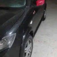 کوییک آر پارس خودرویی، کارمندی