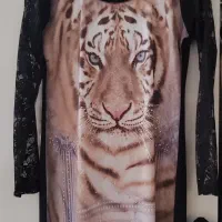 تعدادی لباس در حد نو|لباس|تربت جام, پاسداران|دیوار