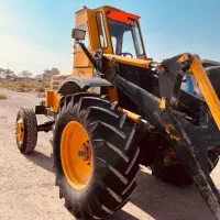 تراکتور بیل عقب