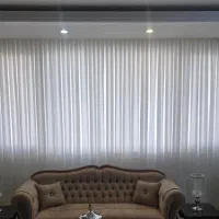 فروش کنار پرده ای