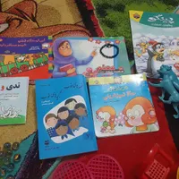 اسباب بازی کودک و کتاب|اسباب‌بازی بچه|قم, سراجه (۱۵ خرداد)|دیوار