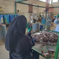 نیرو خانوم و آقا جهت کار در آبکاری