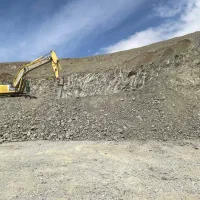 فروش کارخانه و معدن سنگ و لاشه