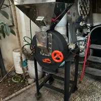 آسیاب رجبی|ماشین‌آلات صنعتی|رشت, یخسازی|دیوار