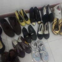 تعدادی کفش زنانه مردانه بچه گانه بانازلترین قیمت|کیف، کفش، کمربند|ایلخچی, |دیوار