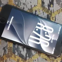 IPHONE SE2020 128