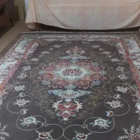 دو عدد فرش 6متری رنگ کرم نسکافه ای کاملا تمیز