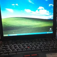 لپ تاپ کلکسیونی ای بی ام یو کی،  ویندوز اکس پی