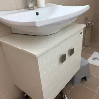 روشویی حمام و دستشویی با کابین و آینه|لوازم سرویس بهداشتی|کرمان, |دیوار