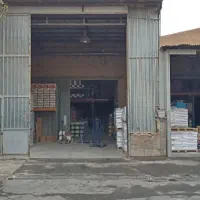 کارگر انبار