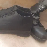 تعدادی کفش و لباس|کیف، کفش، کمربند|پاکدشت, پاکدشت (مامازند)|دیوار