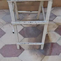 چهار پایه فلزی