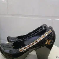 کفش سایز۳۷و۳۸کتونی نیم بوت۳۷اسکیچرز۳۳و۳۵و۳۱دمپایی