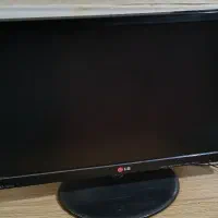 مانیتور ال جی ۲۲ اینچ به همراه دو اسپیکر RGB