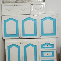 کابینت فلزی تمیز