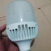 لامپ ال ای دی زرد 2 عدد|لامپ و چراغ|محمدشهر, محمدشهر|دیوار