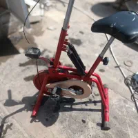 دوچرخه ثابت محکم