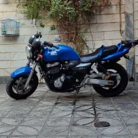 cb1300
