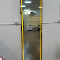 میز و صندلی و آینه قدی چراغ دار|آرایشگاه و سالنهای زیبایی|ابهر, |دیوار