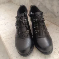 کفش زنانه|کیف، کفش، کمربند|بشاریات, |دیوار