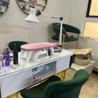 اجاره میز به ناخنکار