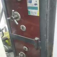 گاوصندوق دوطبقه