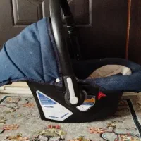 کریر نوزاد در حد نو