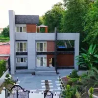 تریبلکس-مدرن-چسبیده-ب-جنگل-استخر-سند-تکبرگ-اقساط