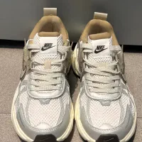 کاونی نایک وی تو کی (V2K) رنگ موکا|کیف، کفش، کمربند|تهران, باشگاه نفت|دیوار