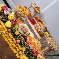 فینگرفود و کیک خونگی دسر حکاکی میوه ارایی