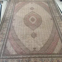 ۳ تخته فرش ۷۰۰ شانه ۱۲ متری پردیسان دلیجان درحدنو|فرش|ارومیه, |دیوار