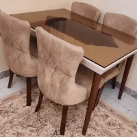 میز ناهارخوری